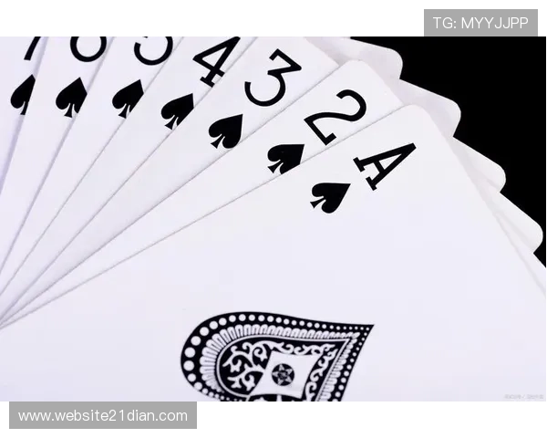 全面解析扑克牌二十一点的游戏规则与常见玩法介绍